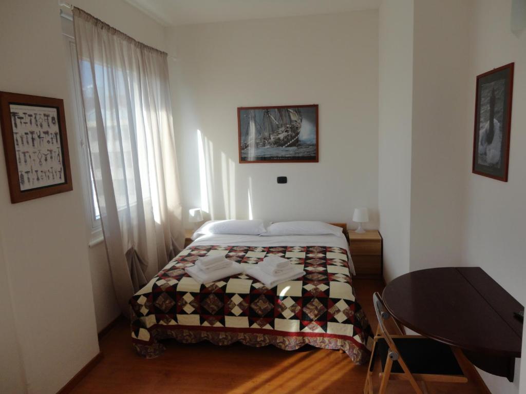 Alloggio Cavour Ferrara Zimmer foto