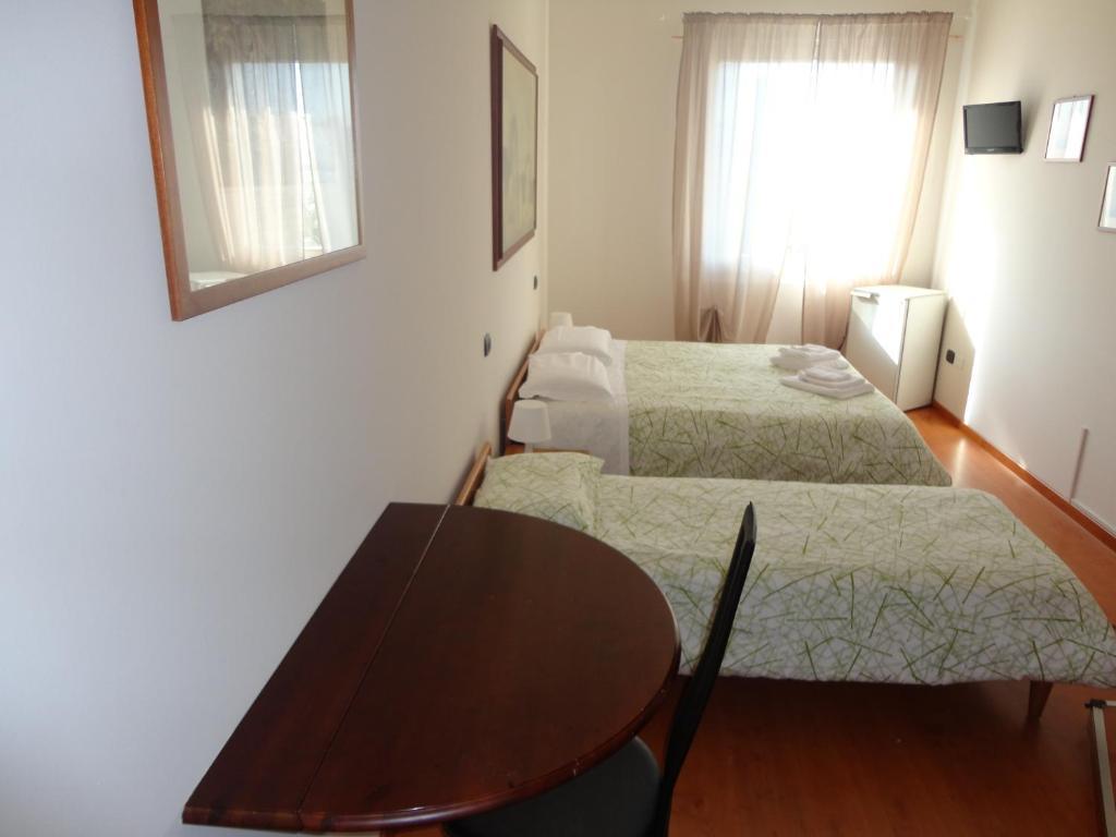 Alloggio Cavour Ferrara Zimmer foto